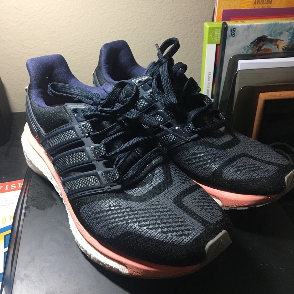 Adidas Cloudfoam size 7
